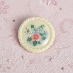 Vintage Antique Avon Floral Brooch Flowers Painted Pin Jewelry Accessory Floral‎